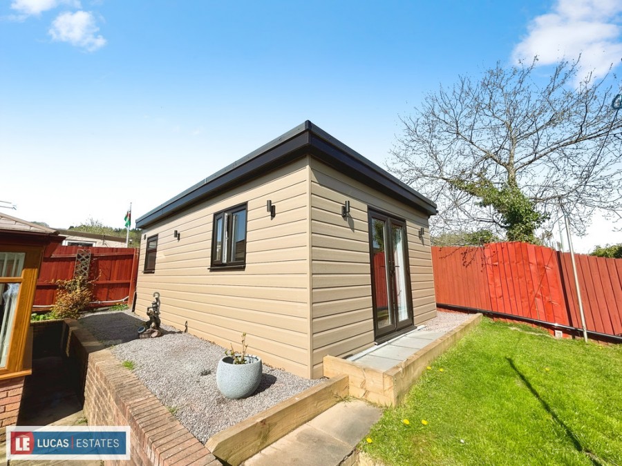 Images for Woodside, Tir-y-berth, Hengoed