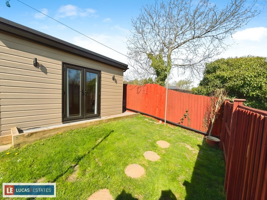Images for Woodside, Tir-y-berth, Hengoed