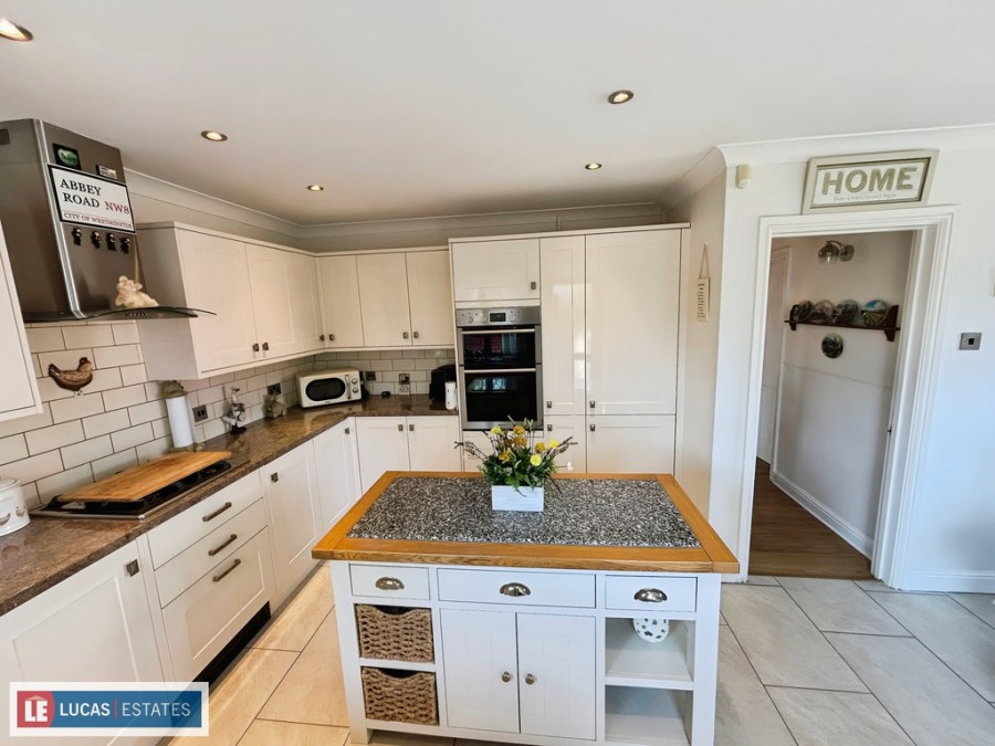 Images for Woodside, Tir-y-berth, Hengoed