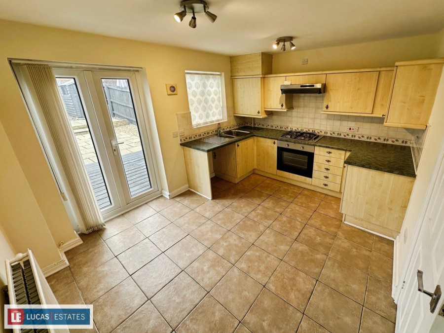 Images for Clos Cae Mawr, Penpedairheol, Hengoed