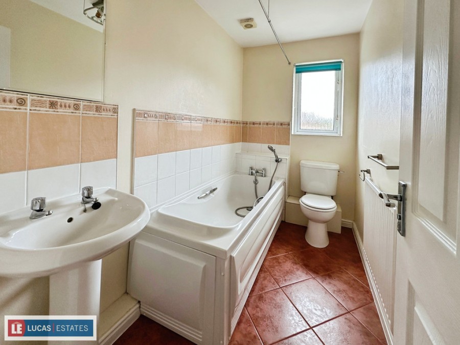 Images for Clos Cae Mawr, Penpedairheol, Hengoed