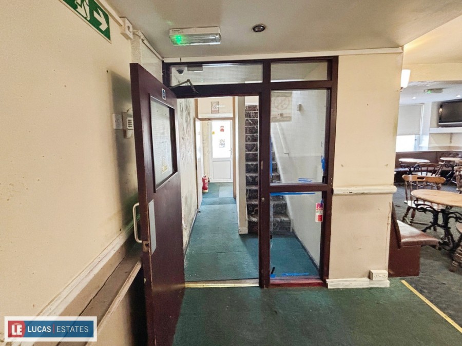 Images for Old Club, 93 Bailey Street