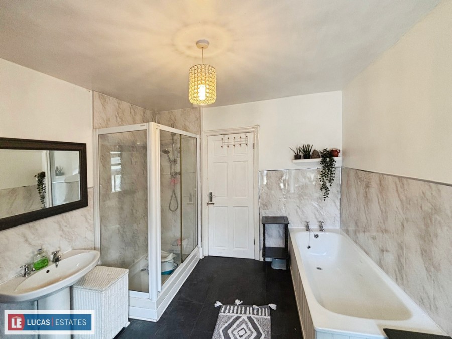 Images for Brynavon Terrace, Hengoed