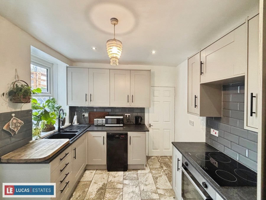 Images for Brynavon Terrace, Hengoed