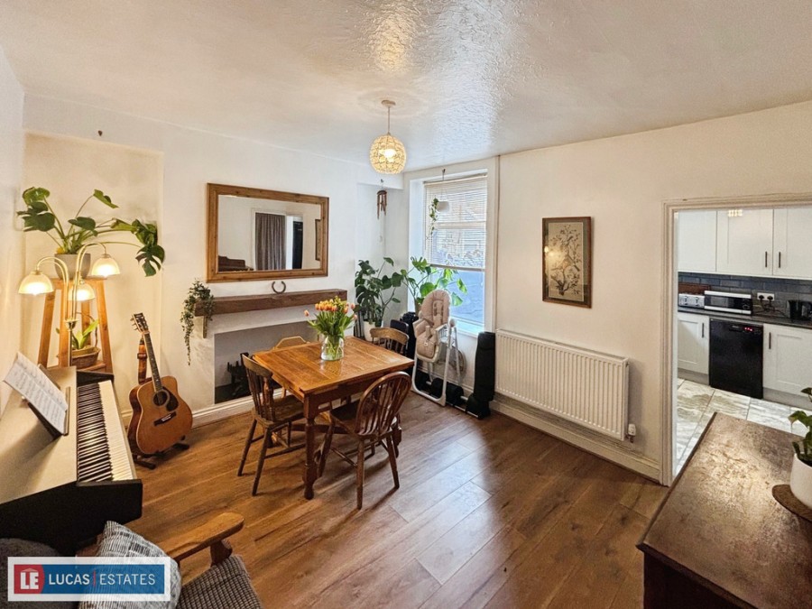 Images for Brynavon Terrace, Hengoed