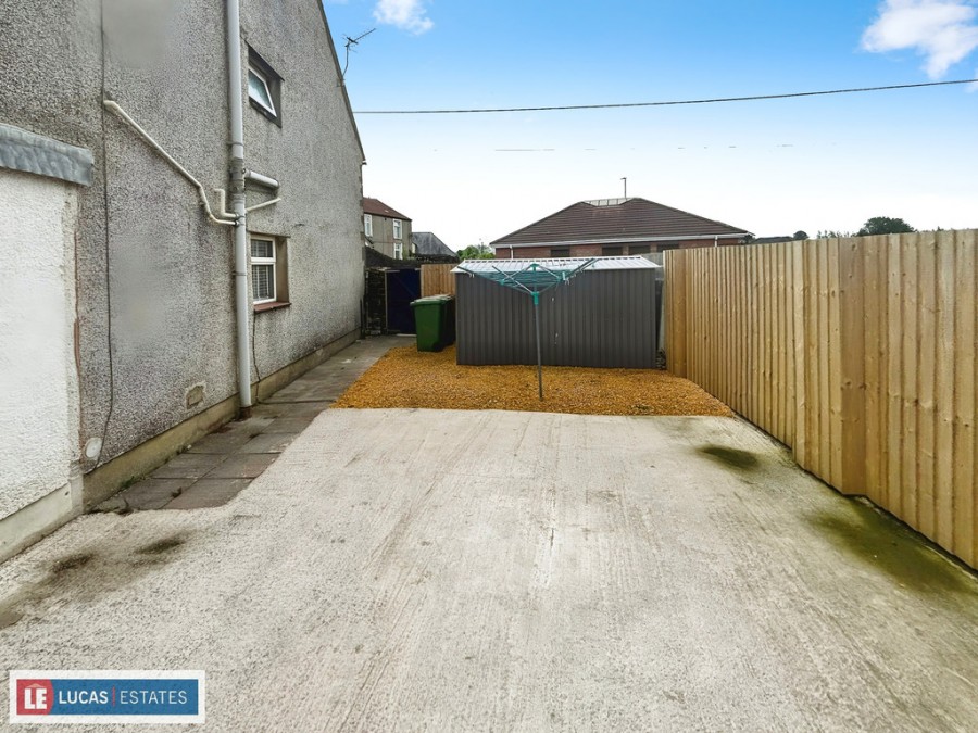 Images for Twynffald Rd, Cefn Fforest, Blackwood