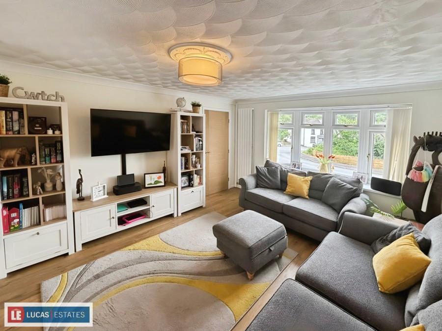 Images for Heathlands, Ystrad Mynach, Hengoed