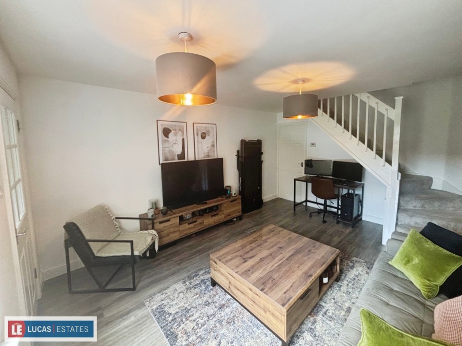 Images for Clos Llyswen, penpedairheol