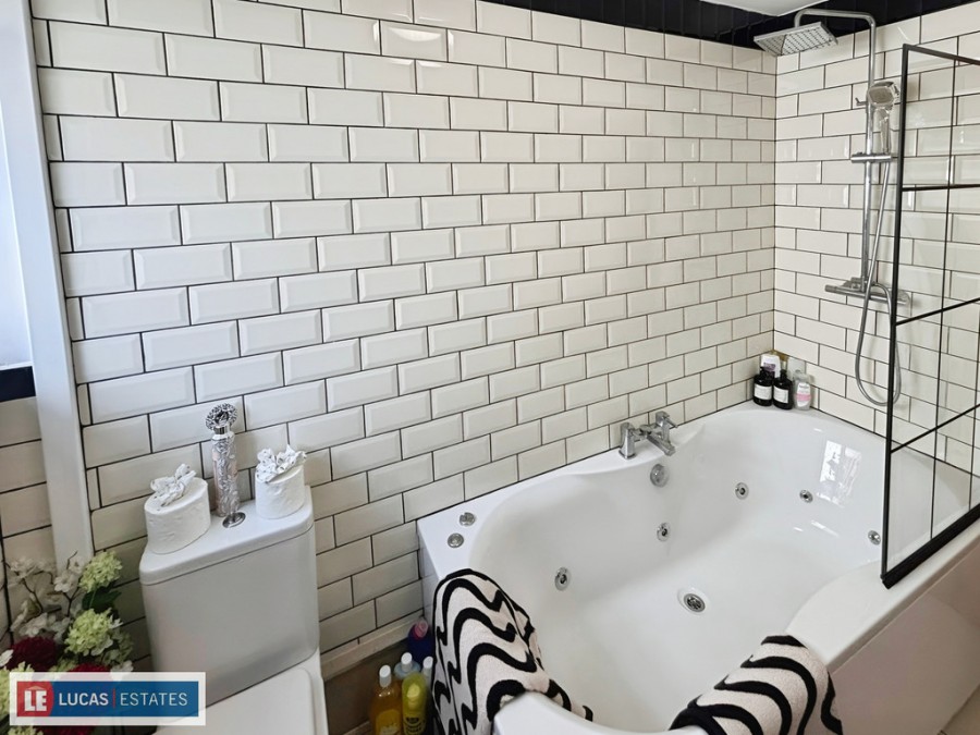 Images for The Avenue, Ystrad Mynach, Hengoed