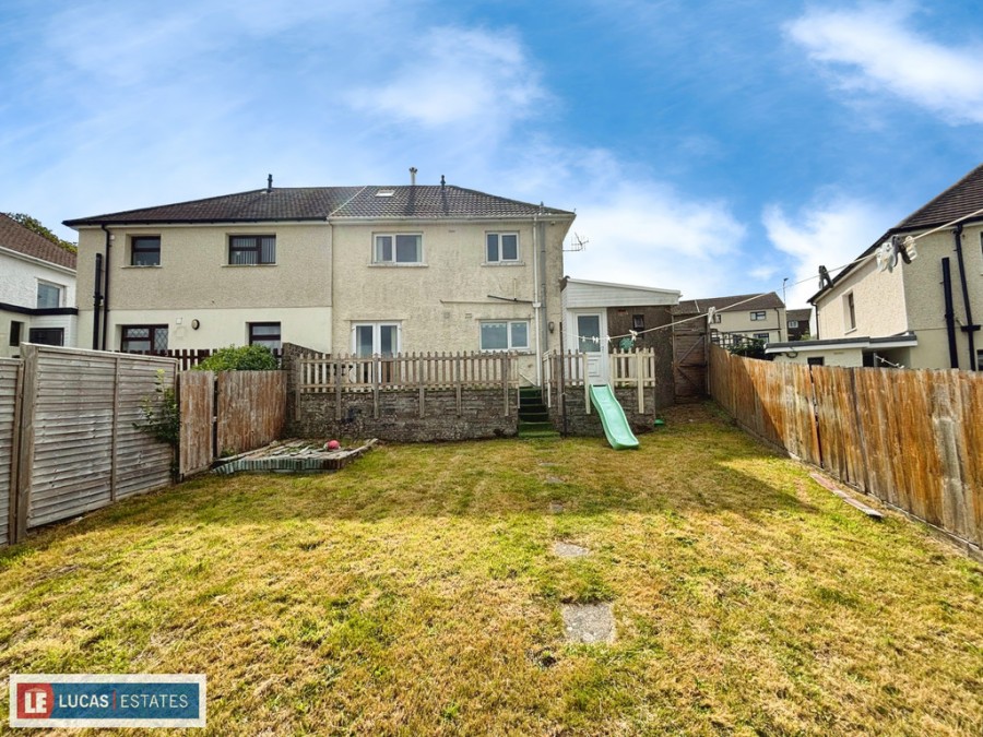 Images for Maesycwmmer, Hengoed