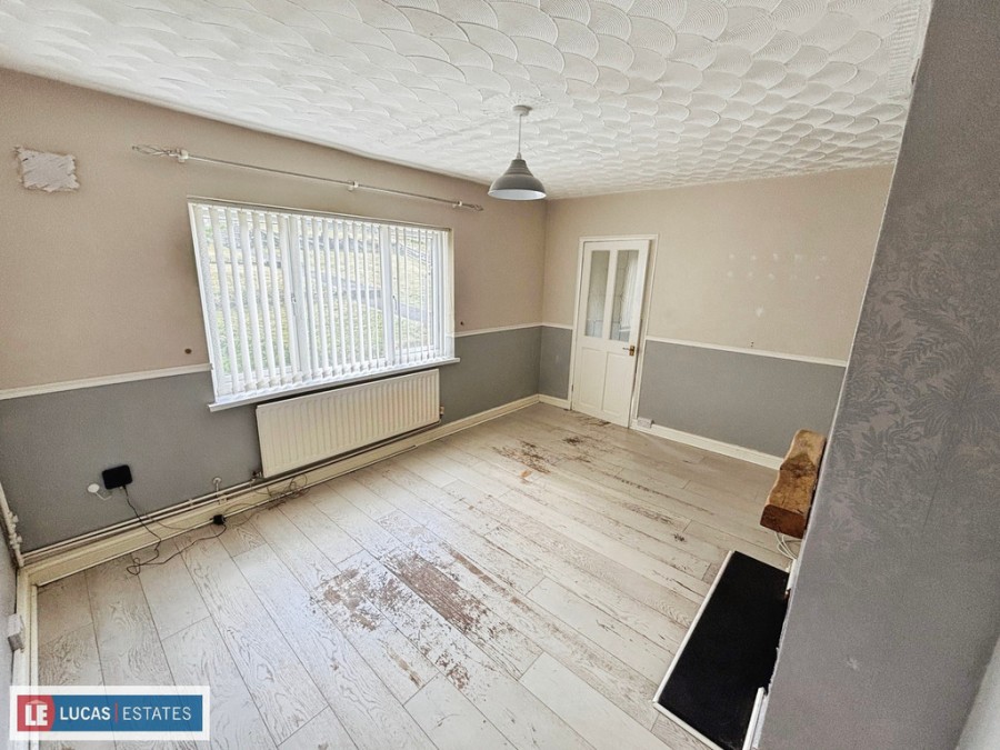 Images for Maesycwmmer, Hengoed