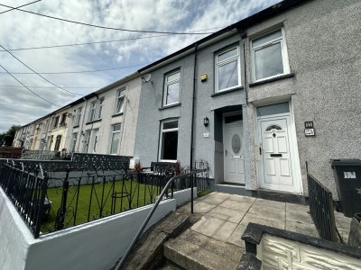 10 Thornwood Place