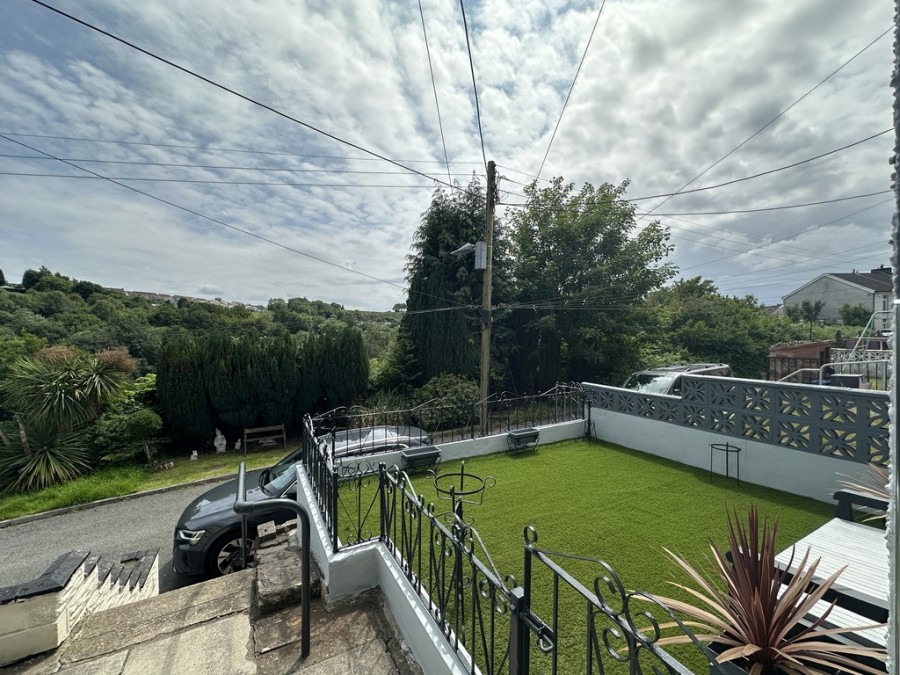Images for 10 Thornwood Place