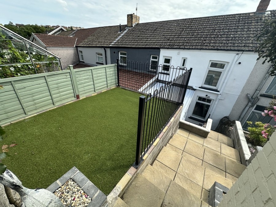 Images for 10 Thornwood Place