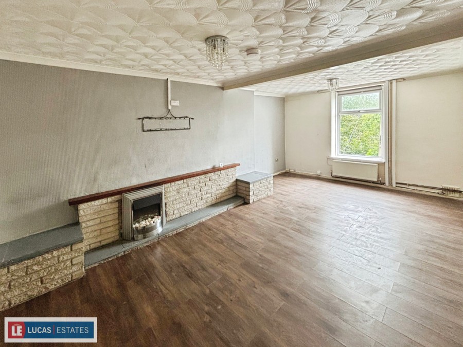 Images for Thornwood Place, Treharris