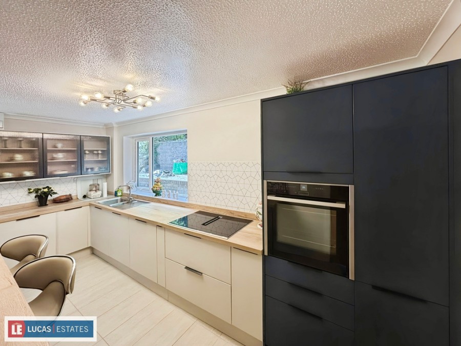 Images for Ashgrove, Edwardsville, Treharris
