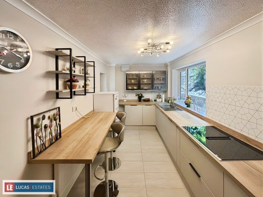 Images for Ashgrove, Edwardsville, Treharris