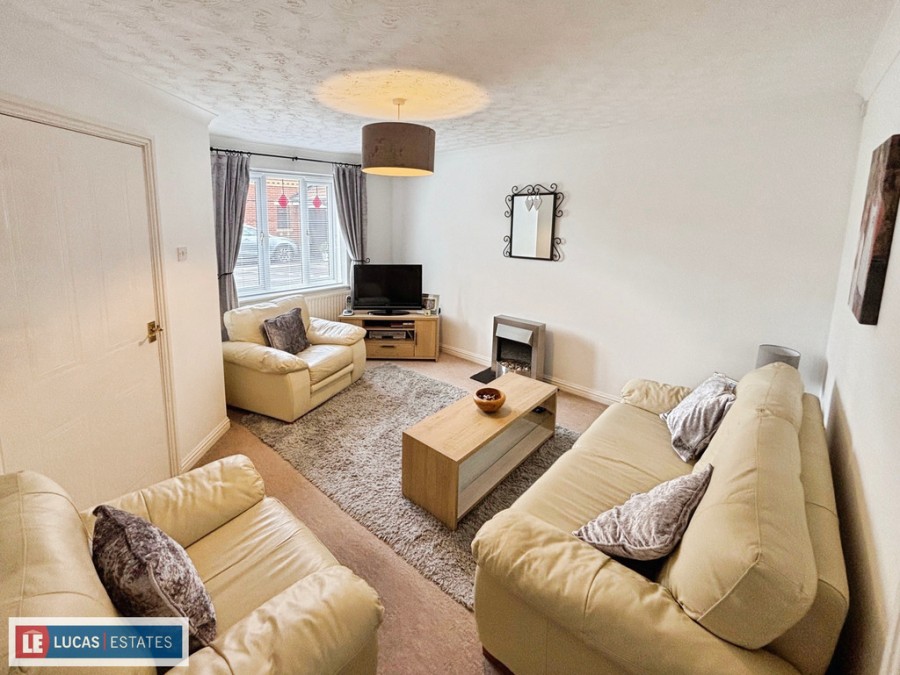 Images for Clos Cae Pwll, Nelson, Treharris