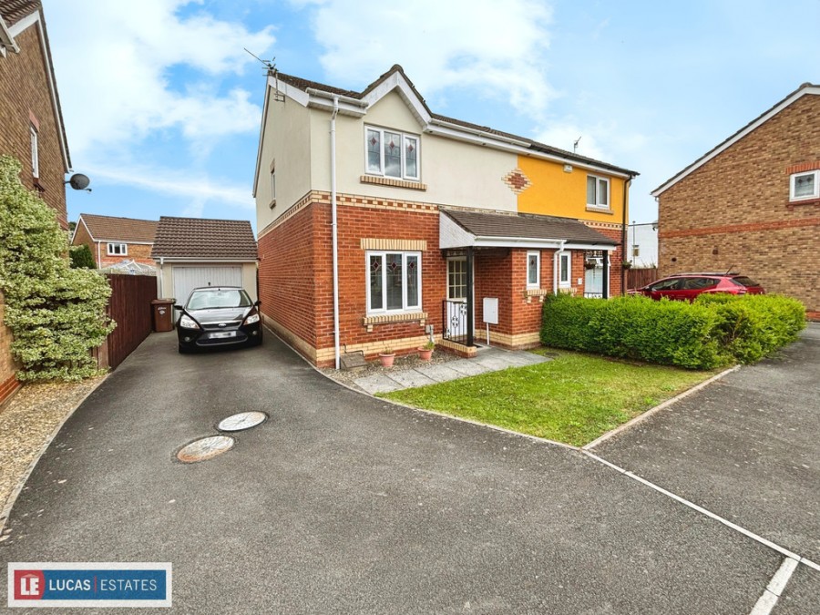 Images for Clos Cae Pwll, Nelson, Treharris