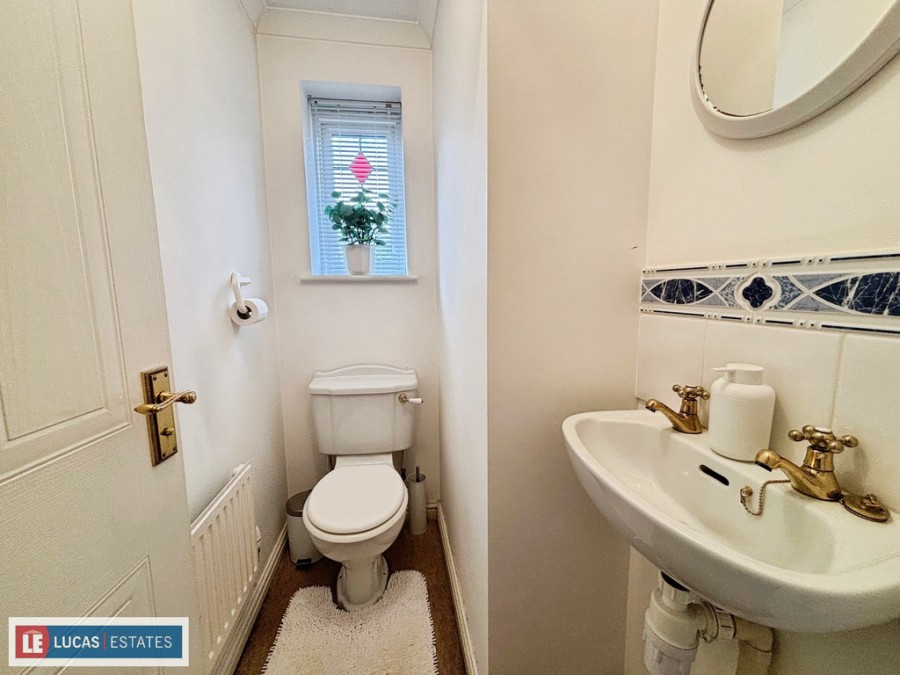 Images for Clos Cae Pwll, Nelson, Treharris