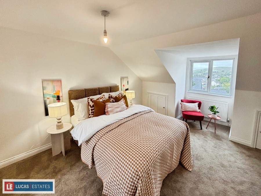 Images for Marian Close, Tredegar