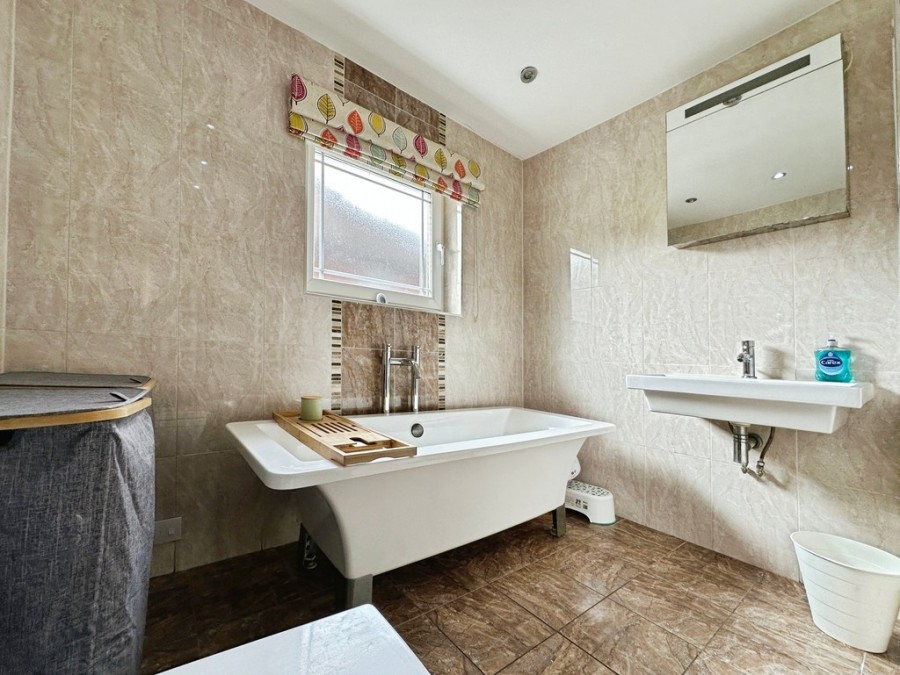 Images for Acacia Terrace, Abercarn, Newport