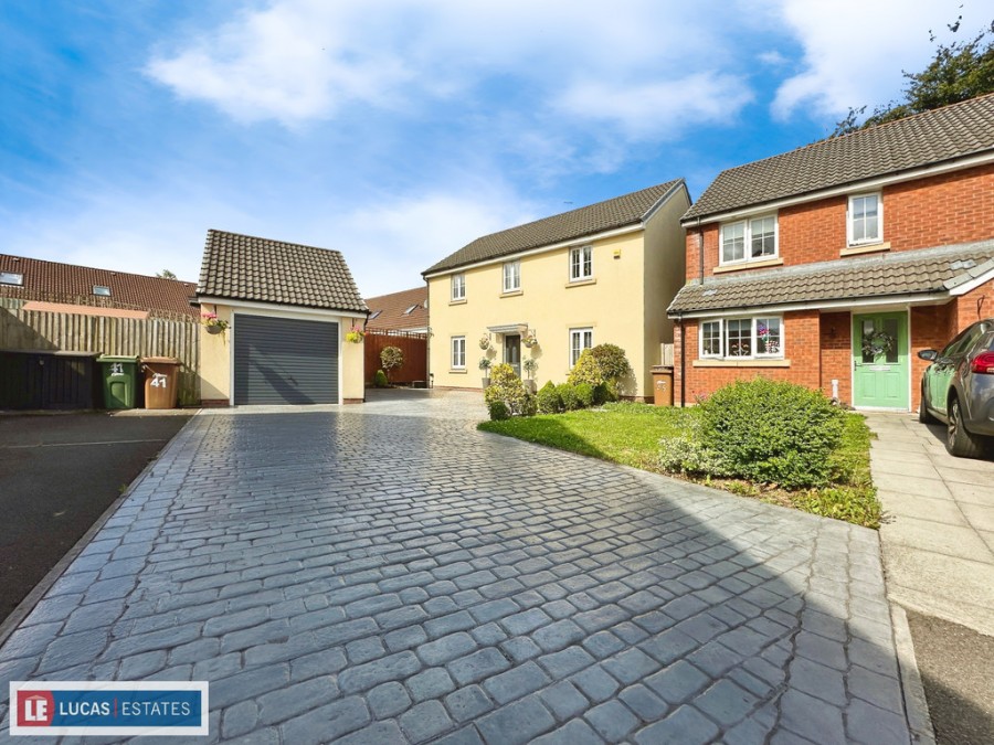Images for Pendinas Avenue, Crumlin, Newport