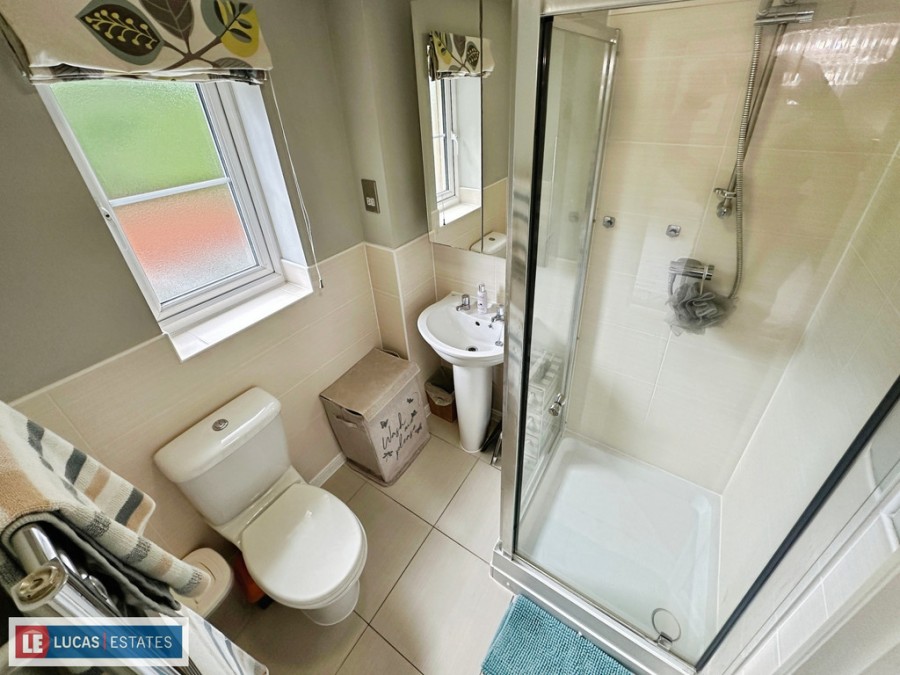 Images for Pendinas Avenue, Crumlin, Newport