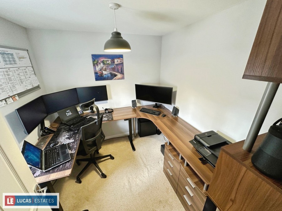 Images for Pendinas Avenue, Crumlin, Newport