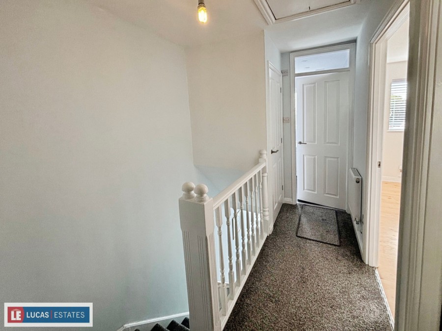 Images for Y Cedrwydden, Blackwood