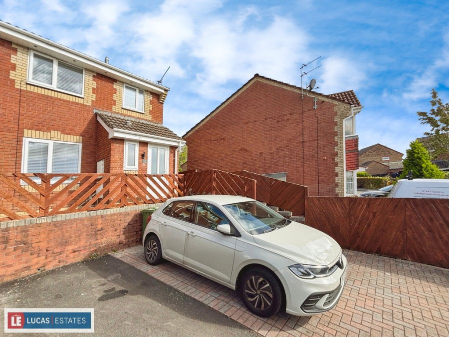 Images for Y Cedrwydden, Blackwood