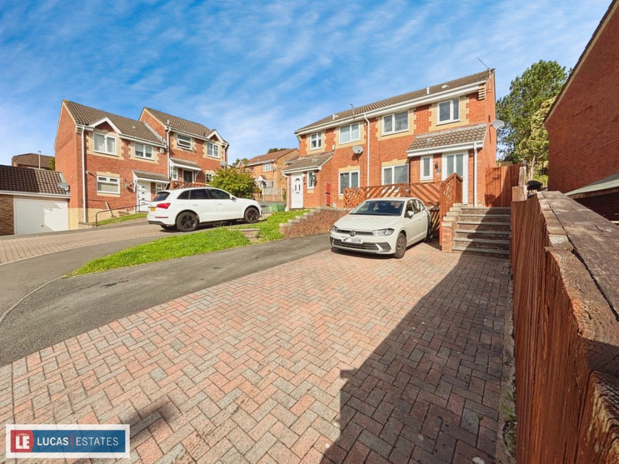 Images for Y Cedrwydden, Blackwood