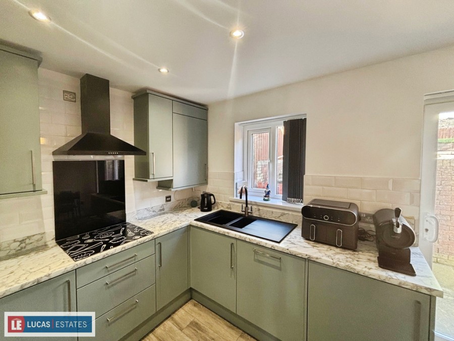 Images for Y Cedrwydden, Blackwood