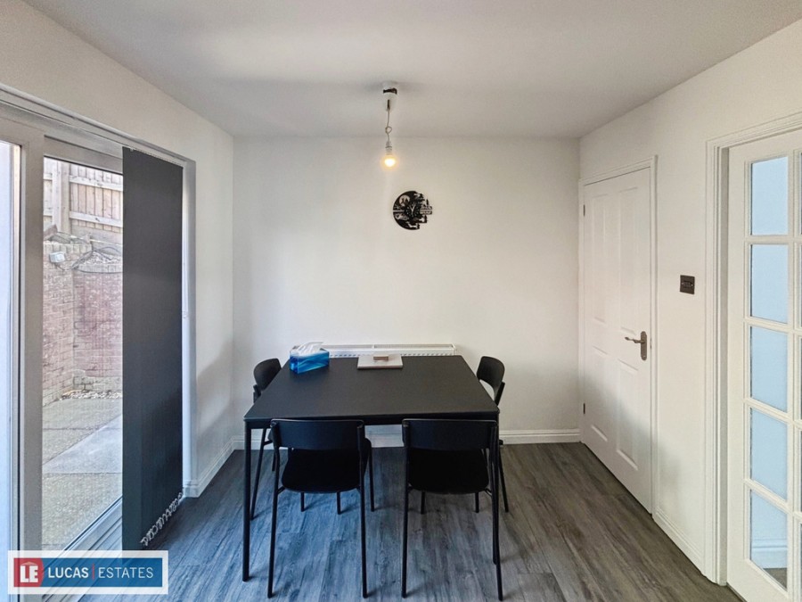 Images for Y Cedrwydden, Blackwood