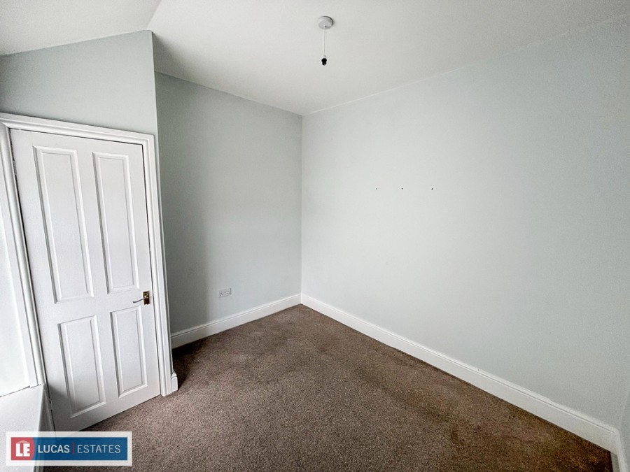 Images for Leicester Square, Gelligaer, Hengoed