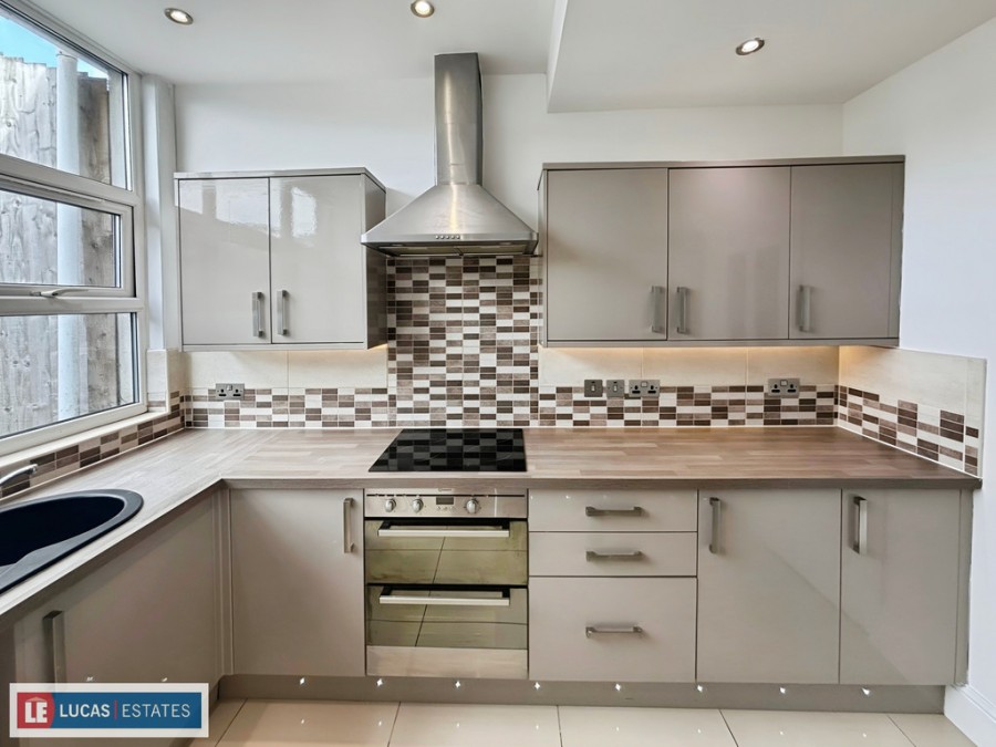 Images for Leicester Square, Gelligaer, Hengoed