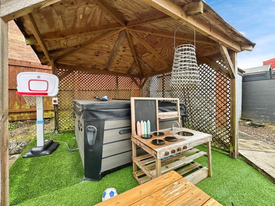 Images for Telford Close, Penpedairheol, Hengoed