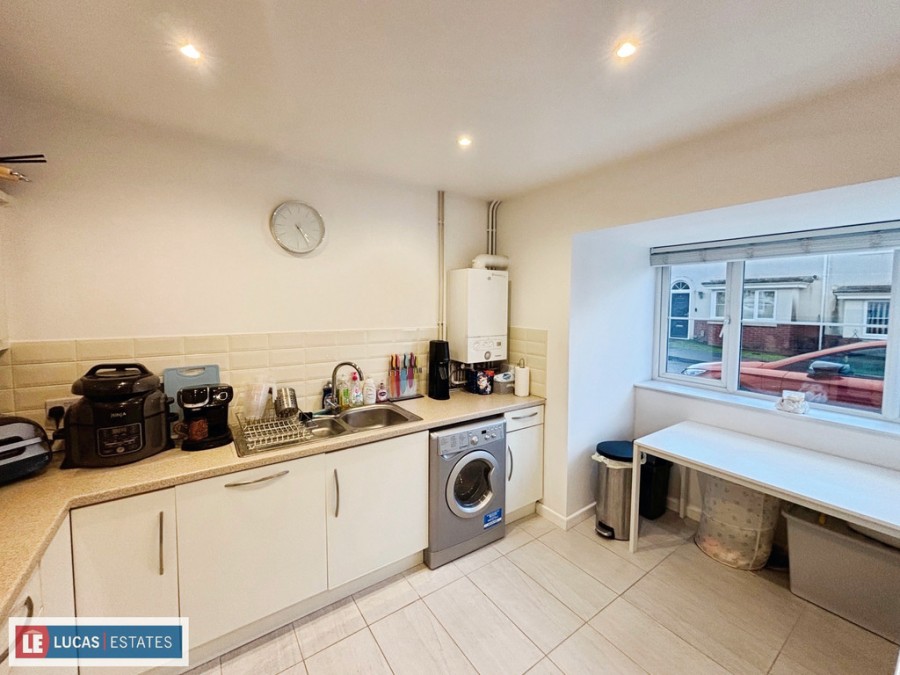 Images for The Railway Junction, Ystrad Mynach, Hengoed