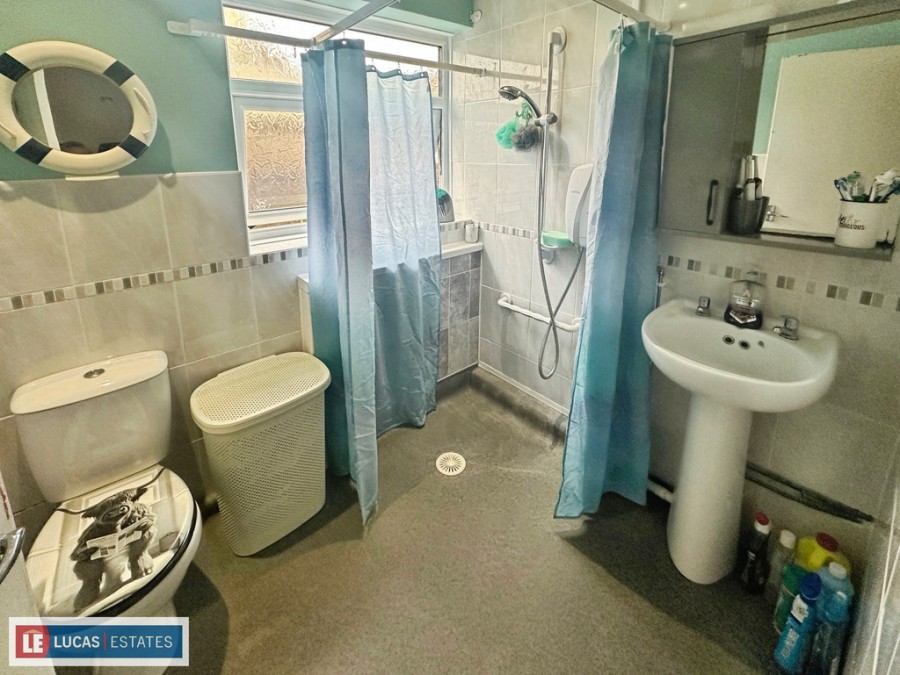 Images for Shirdale Close, Maesycwmmer