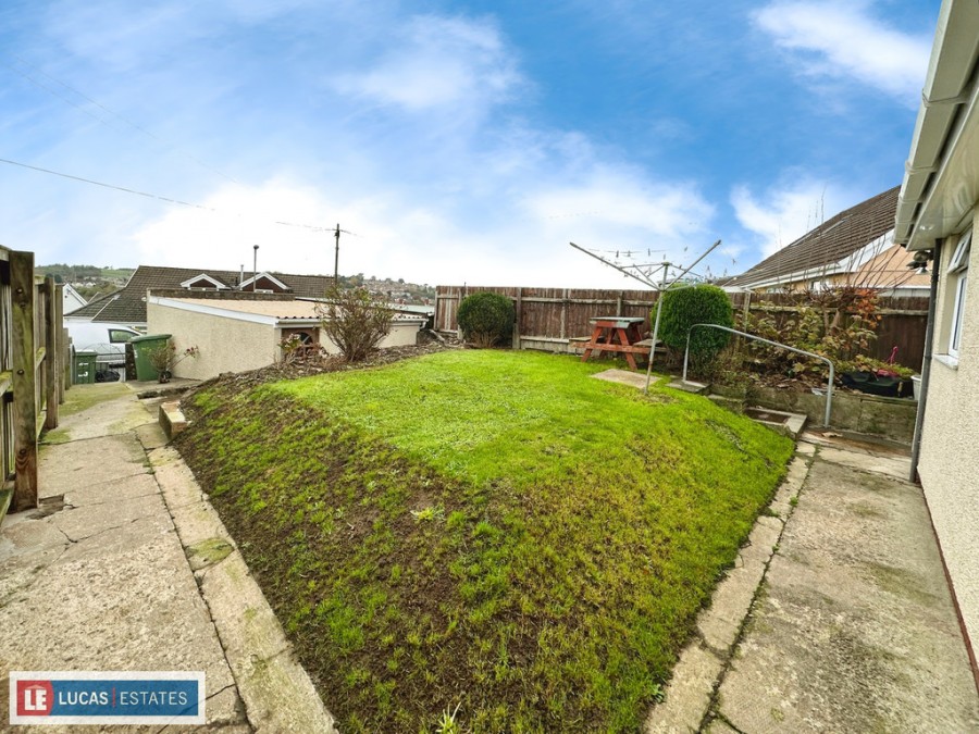 Images for Shirdale Close, Maesycwmmer