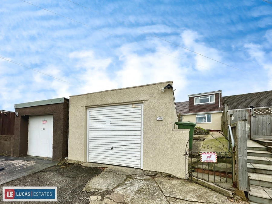 Images for Shirdale Close, Maesycwmmer