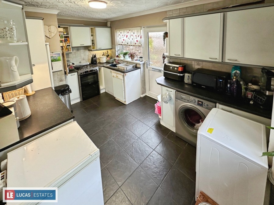 Images for Shirdale Close, Maesycwmmer