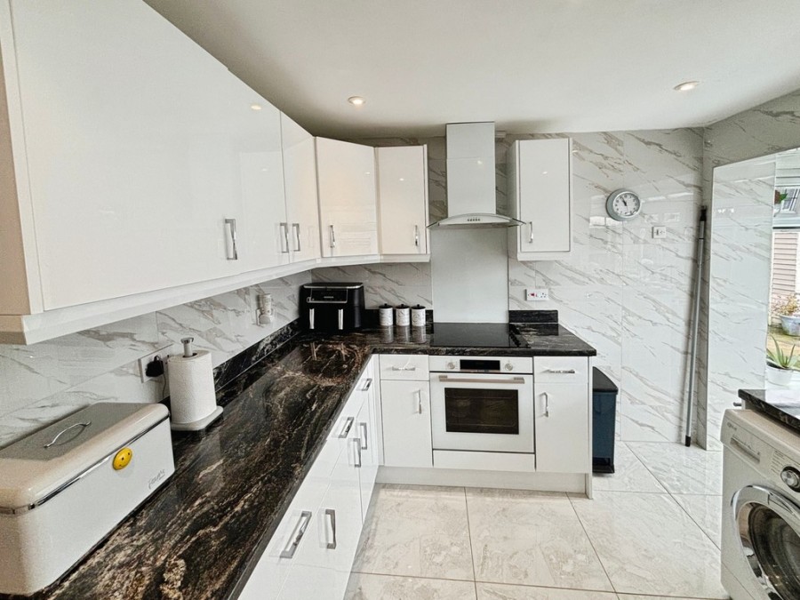 Images for Hadrians Close, Gelligaer, Hengoed