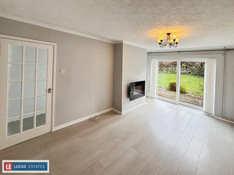 Images for St. Annes Gardens, Maesycwmmer