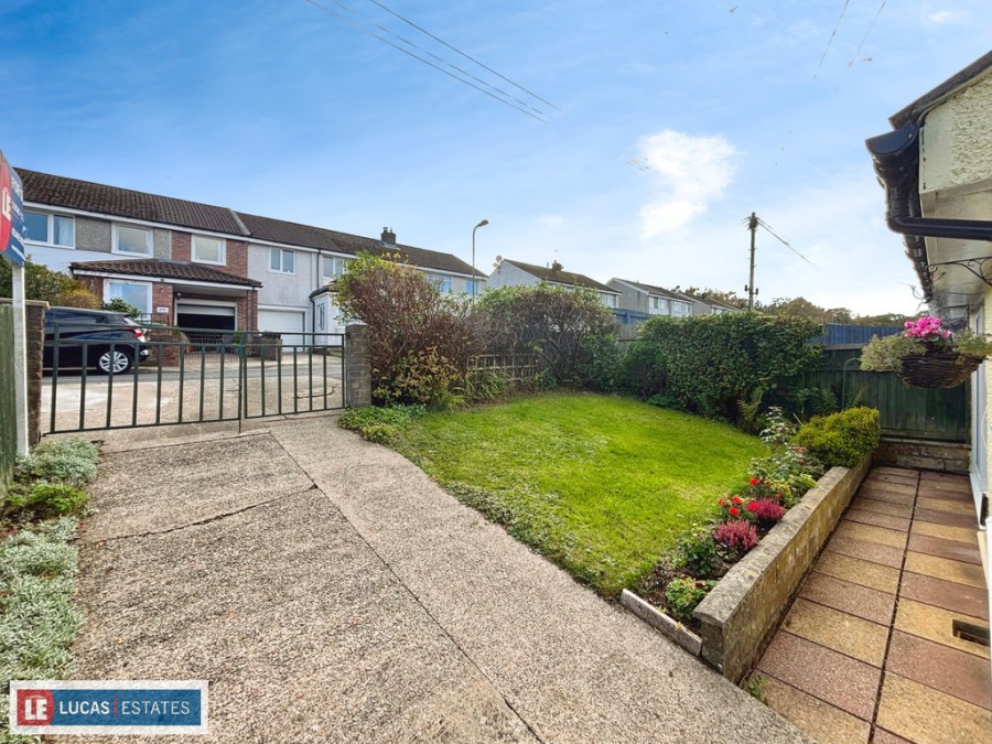 Images for St. Annes Gardens, Maesycwmmer