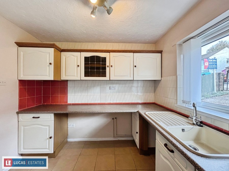 Images for St. Annes Gardens, Maesycwmmer