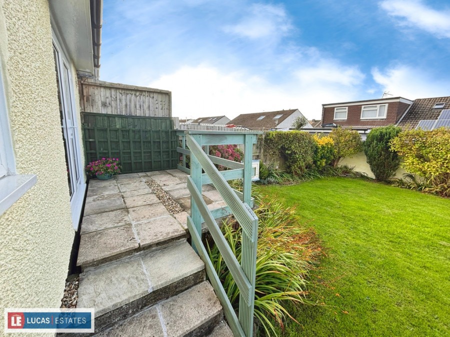 Images for St. Annes Gardens, Maesycwmmer