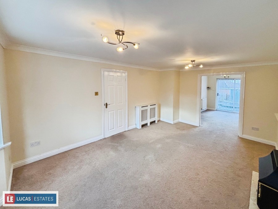 Images for Rhodfa Glascoed, Blackwood