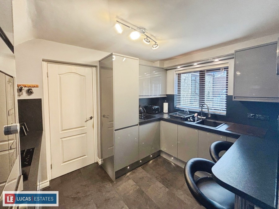 Images for Bryn Awelon, Penpedairheol, Hengoed