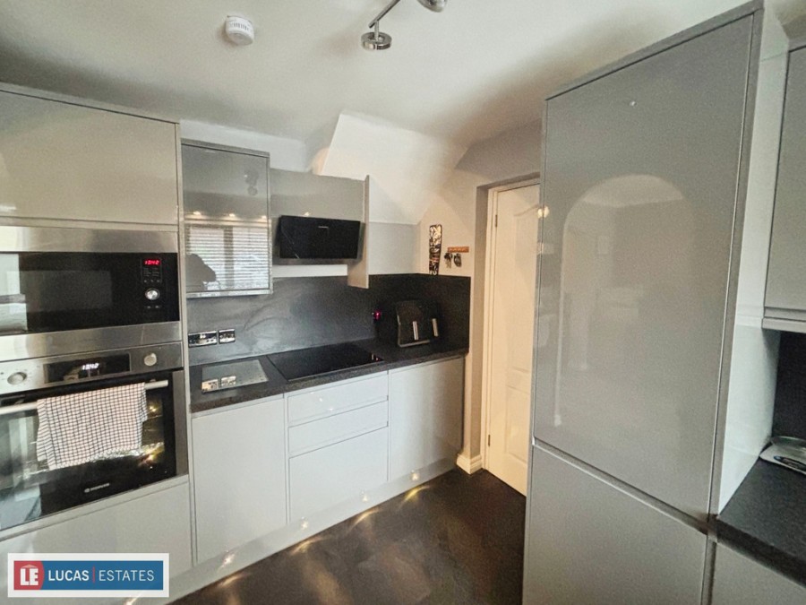 Images for Bryn Awelon, Penpedairheol, Hengoed